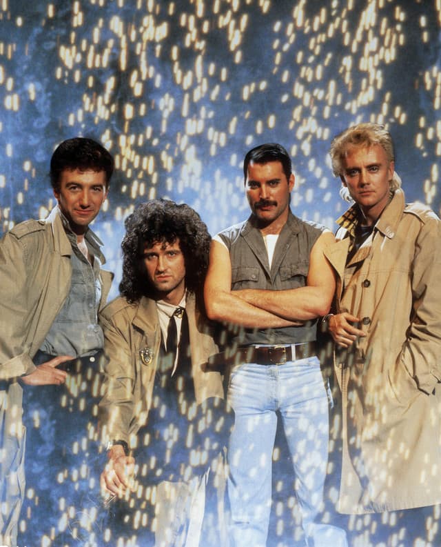 Queen gallery photo 5