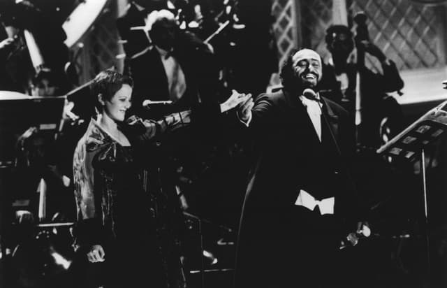 Luciano Pavarotti gallery photo 4