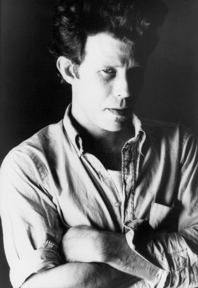 Tom Waits gallery photo 11