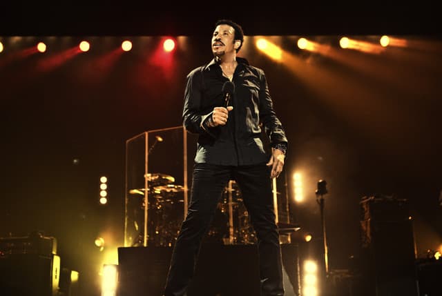 Lionel Richie gallery photo 6