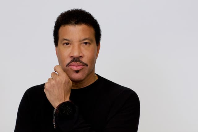 Lionel Richie gallery photo 7