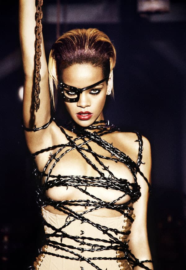 Rihanna gallery photo 12
