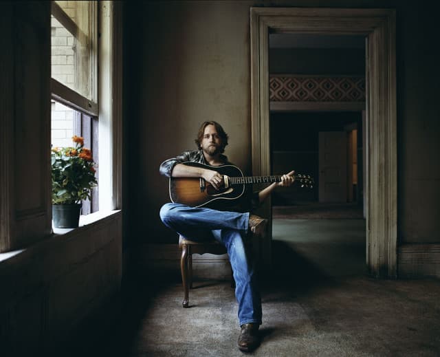 Hayes Carll gallery photo 7