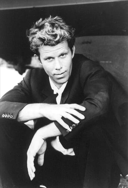 Tom Waits gallery photo 6