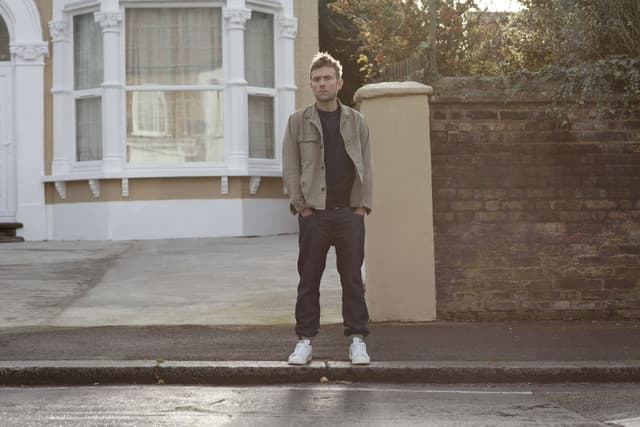 Damon Albarn gallery photo 4
