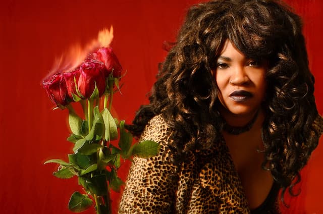 Pleasure Venom gallery photo 8