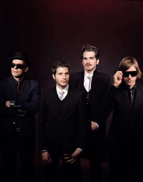 Interpol gallery photo 10