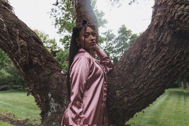 Jazmine Sullivan gallery photo 2