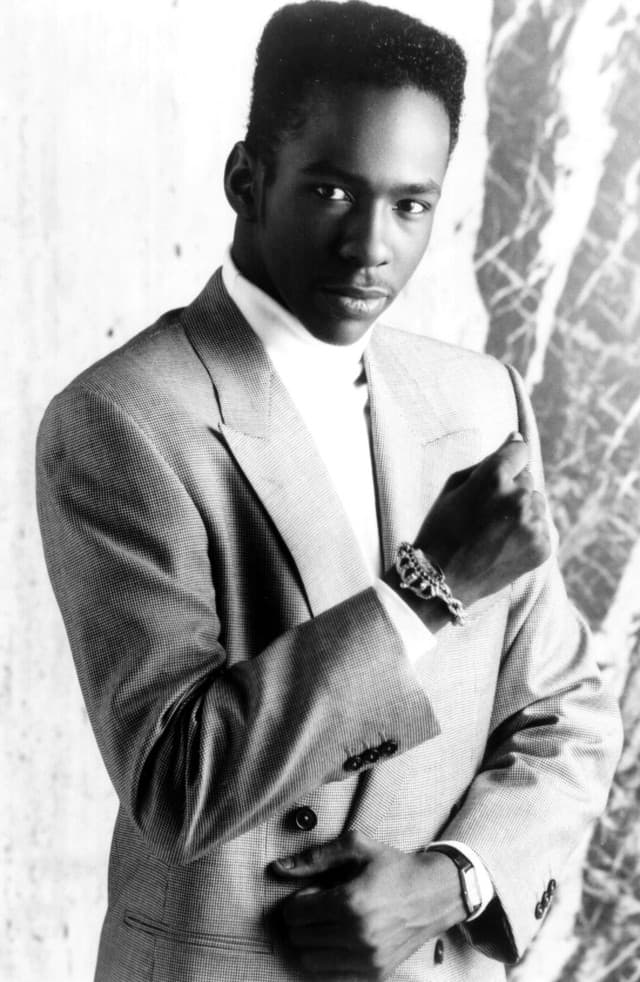 Bobby Brown gallery photo 7