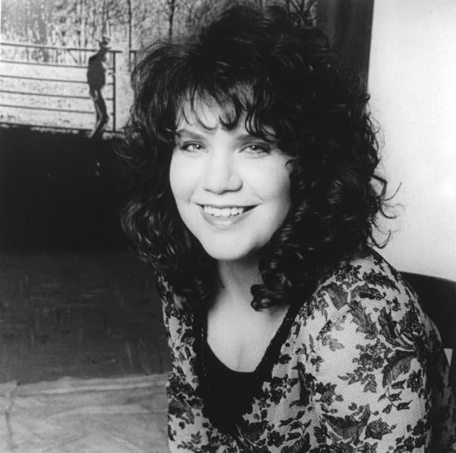 Alison Krauss gallery photo 7