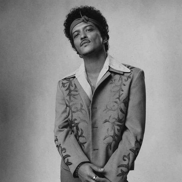 Bruno Mars gallery photo 3