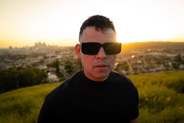 Yamir gallery photo 2