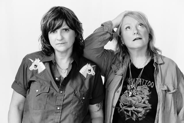 Indigo Girls gallery photo 5