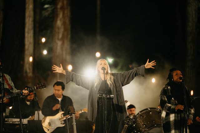 Jenn Johnson gallery photo 5