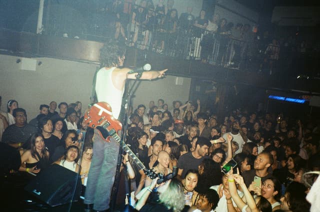 Telescreens gallery photo 2