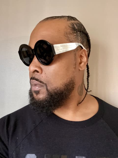 Khujo gallery photo 2