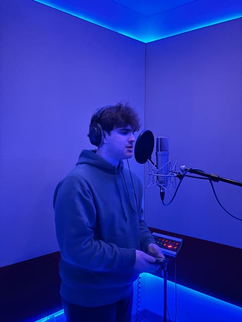 Blake Gordon gallery photo 1