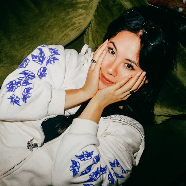 Emei gallery photo 4