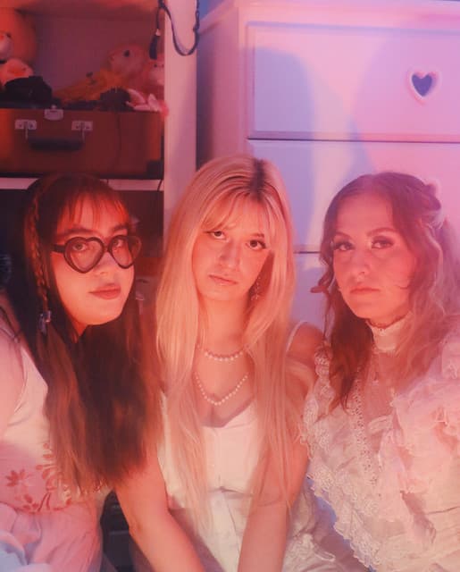 Aquadolls gallery photo 3