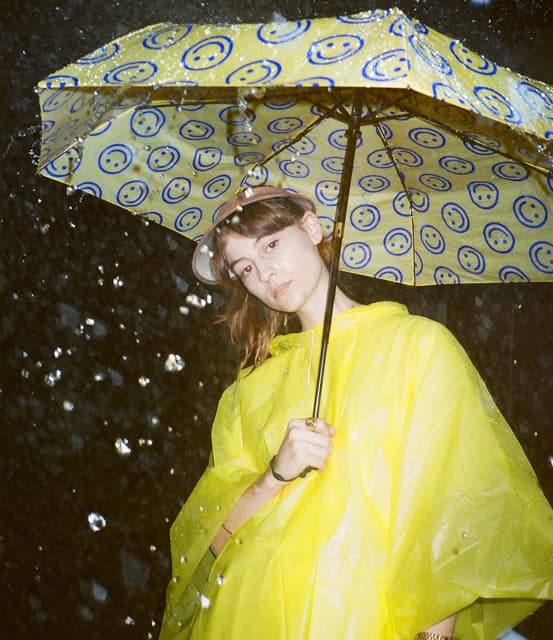 Faye Webster gallery photo 9