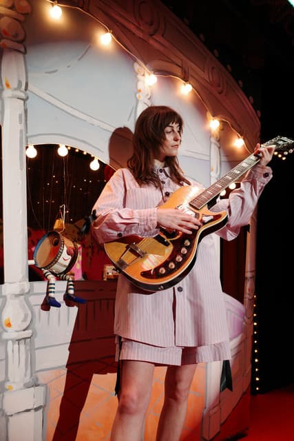 Faye Webster gallery photo 5