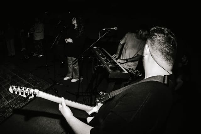 Mainstream Worship gallery photo 4