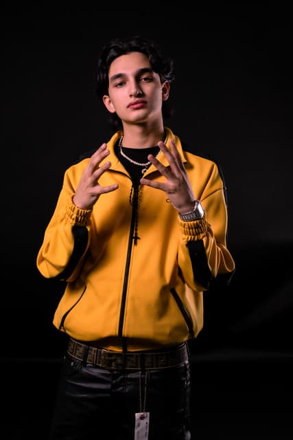 Rey Quinto gallery photo 4