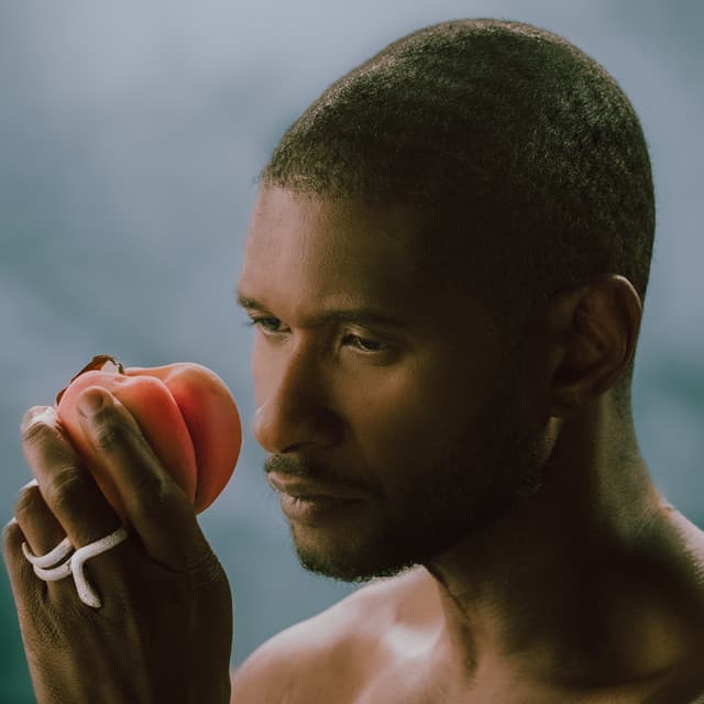 USHER gallery photo 1