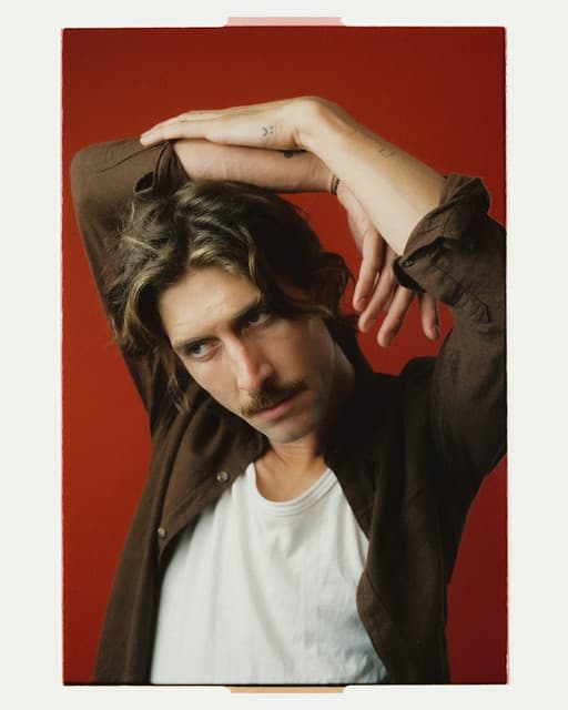 Cale Tyson gallery photo 1