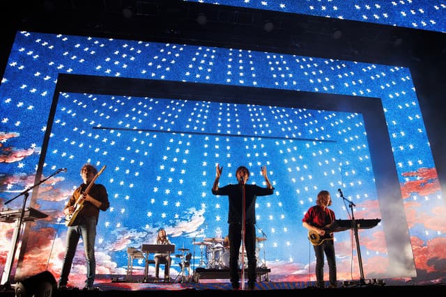 Phoenix gallery photo 1