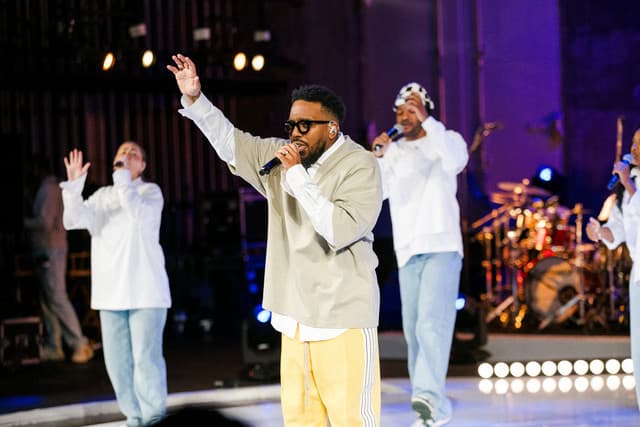 Chandler Moore gallery photo 5