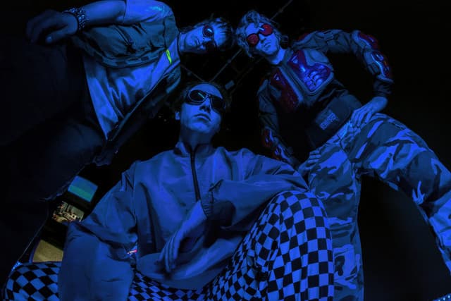 Machine Girl gallery photo 2