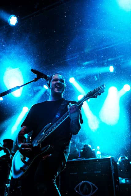 Fame gallery photo 3