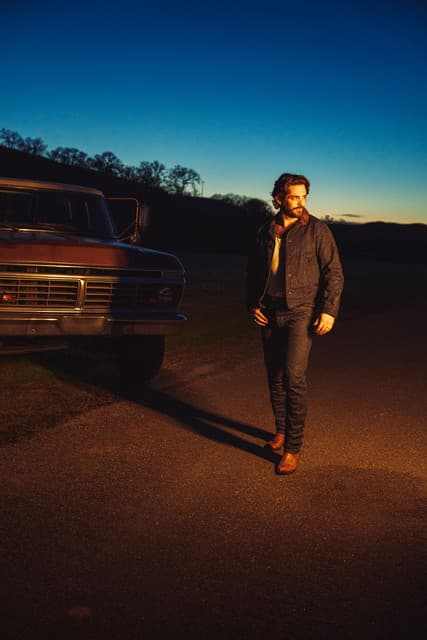 Thomas Rhett gallery photo 1