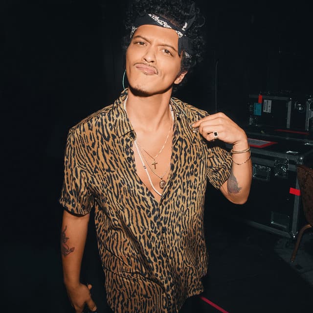 Bruno Mars gallery photo 3