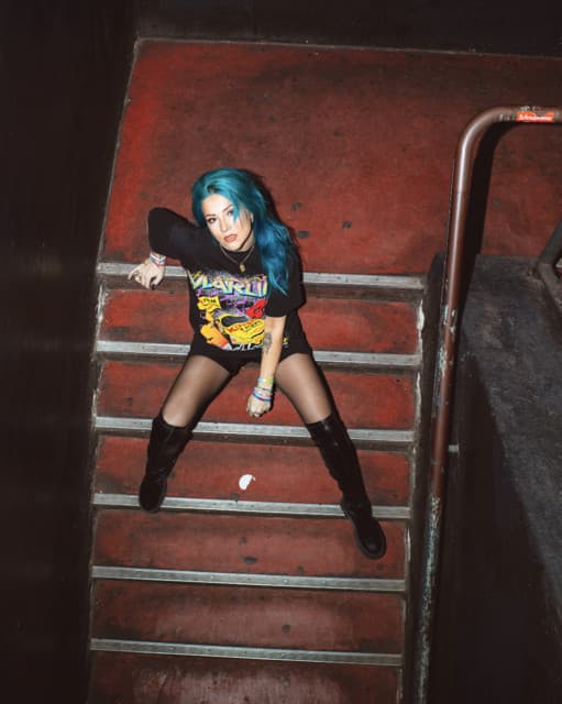 Charlotte Sands gallery photo 5