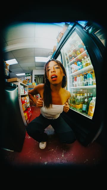 Alexandra Starr gallery photo 4