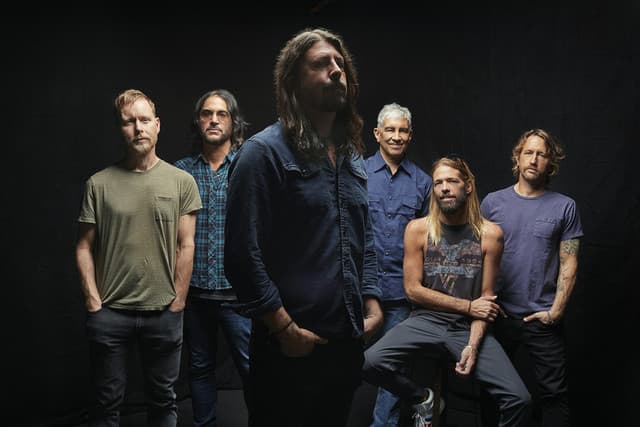 Foo Fighters gallery photo 2
