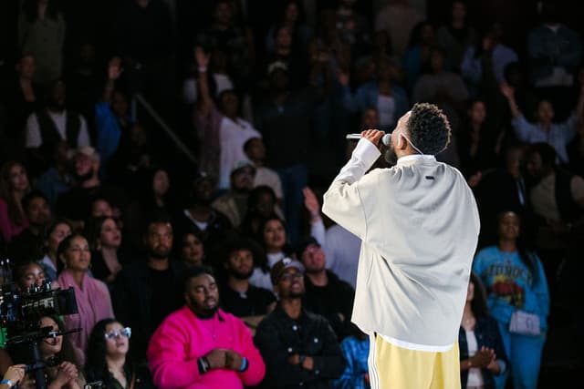 Chandler Moore gallery photo 2