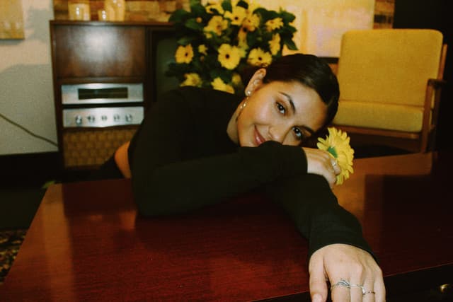 Alessia Cara gallery photo 1