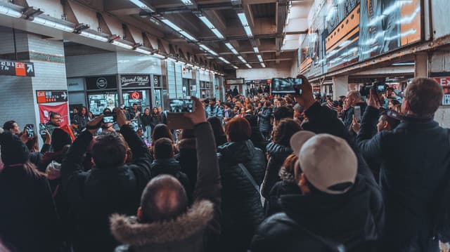 Felipe Pavani gallery photo 9