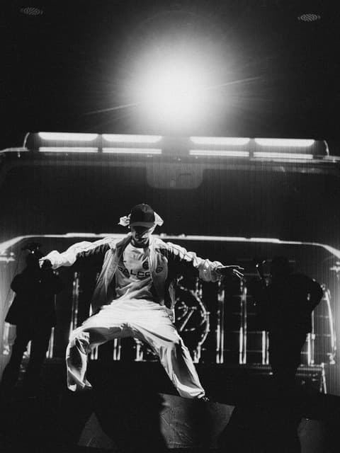 Peso Pluma gallery photo 3