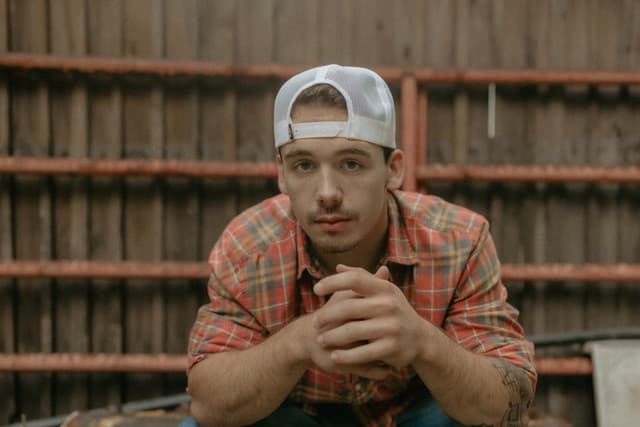 Noah Thompson gallery photo 2