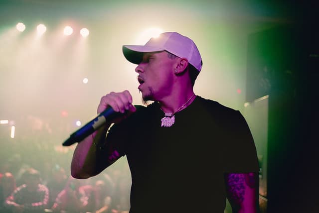 BVNG HVZE gallery photo 5