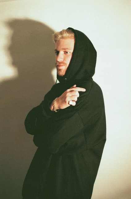 LANDON SEARS gallery photo 1