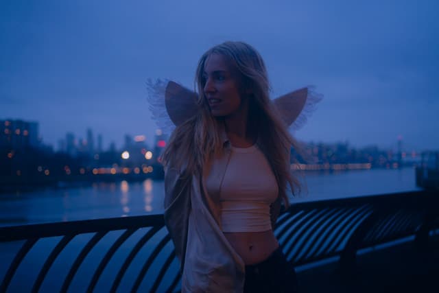 Maude Latour gallery photo 2