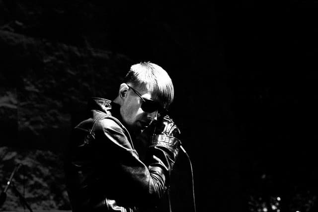Cold Cave gallery photo 3