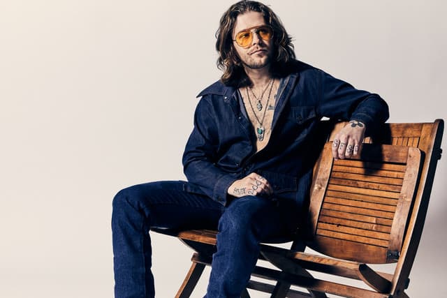 Tyler Halverson gallery photo 2