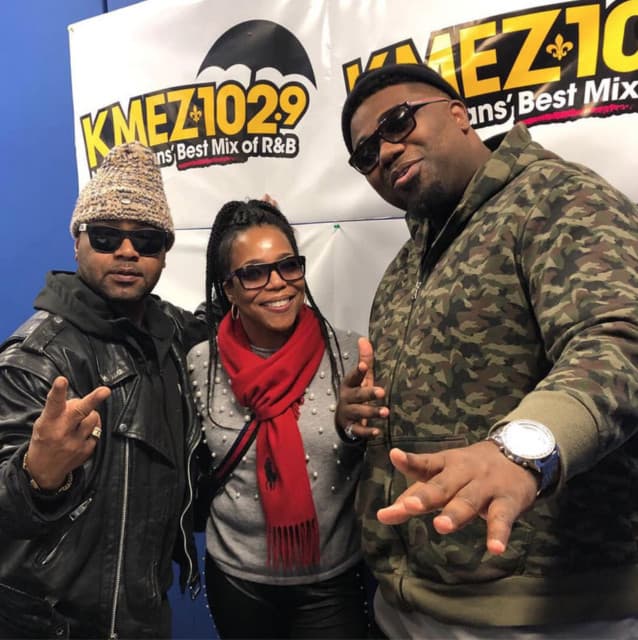 Rayvon gallery photo 5