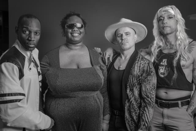 Brittany Davis gallery photo 4